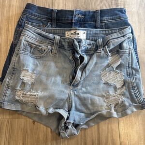 Hollister  Jean Shorts Lot Of 2 High Rise Short 3 Inch Soft Stretch Size 7 W28